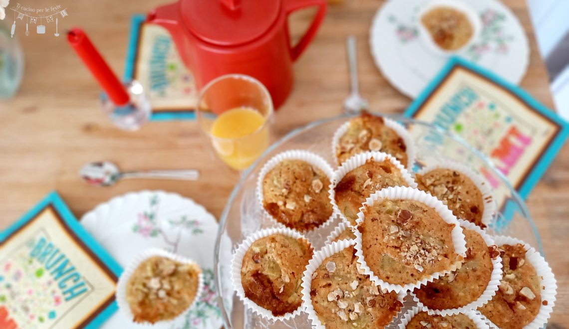 Muffins al rabarbaro e toblerone bianco