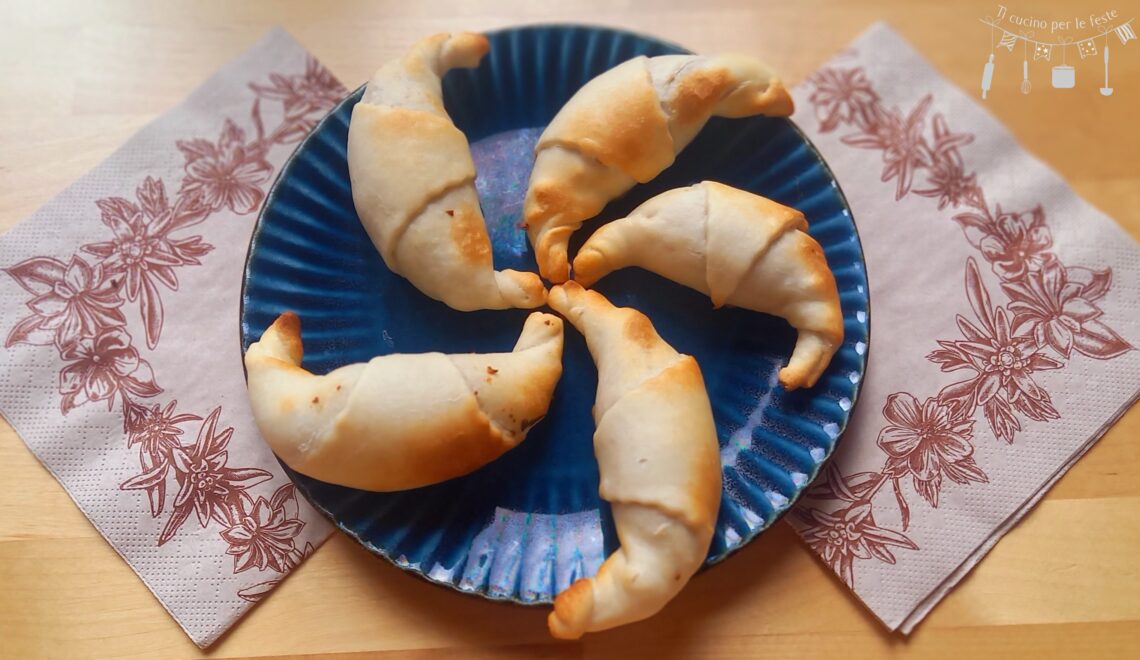 Cornetti ripieni al tofu e limone